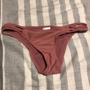Mauve cheeky bottoms